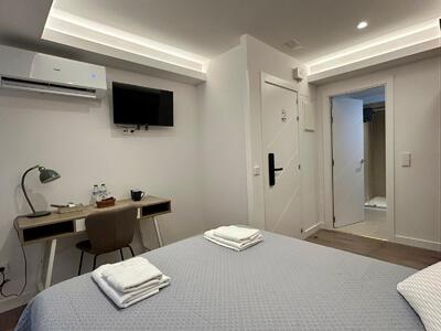 MITRA Sarria Living Suite 4 - 0